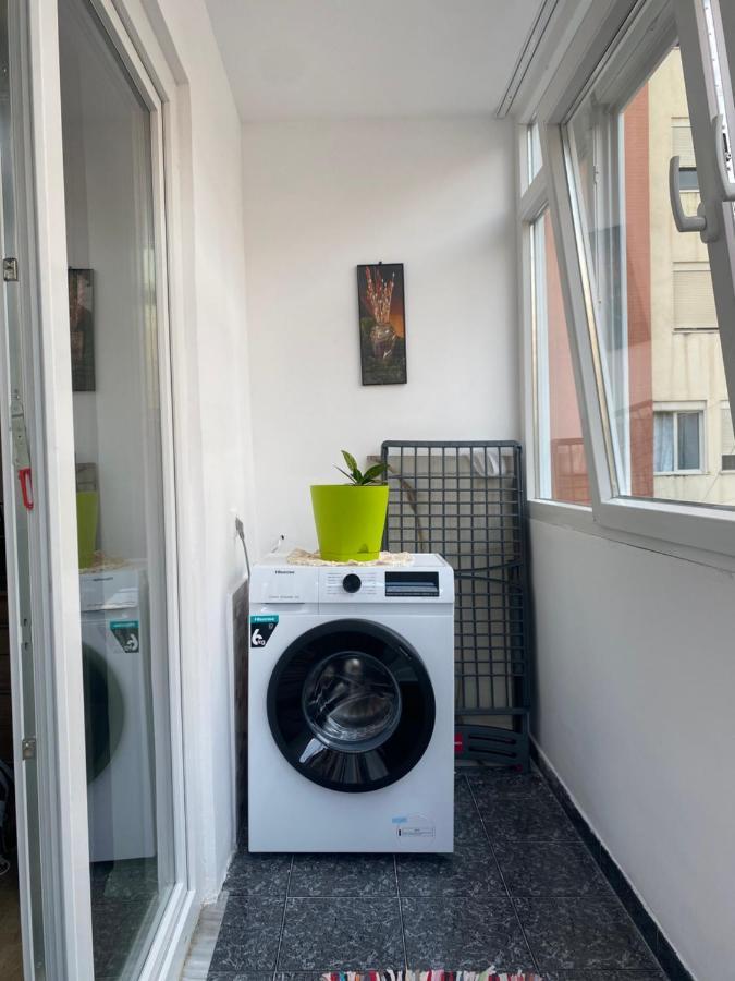 Central Welcoming Apartment In Τίρανα Εξωτερικό φωτογραφία